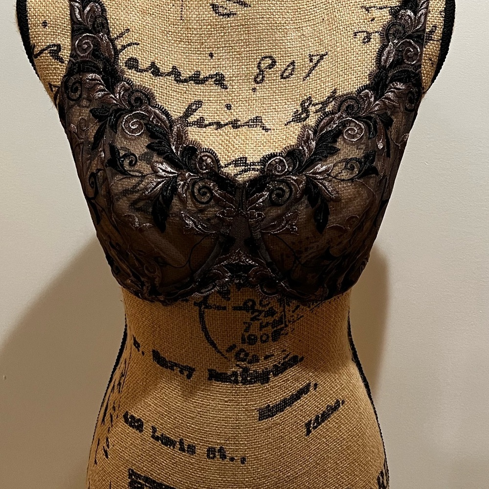 Soma unlined wired sensuous lace bra.